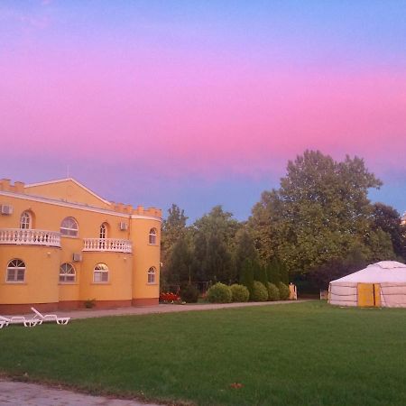 Kastely Panzio Hotell Hajdúszoboszló Exteriör bild