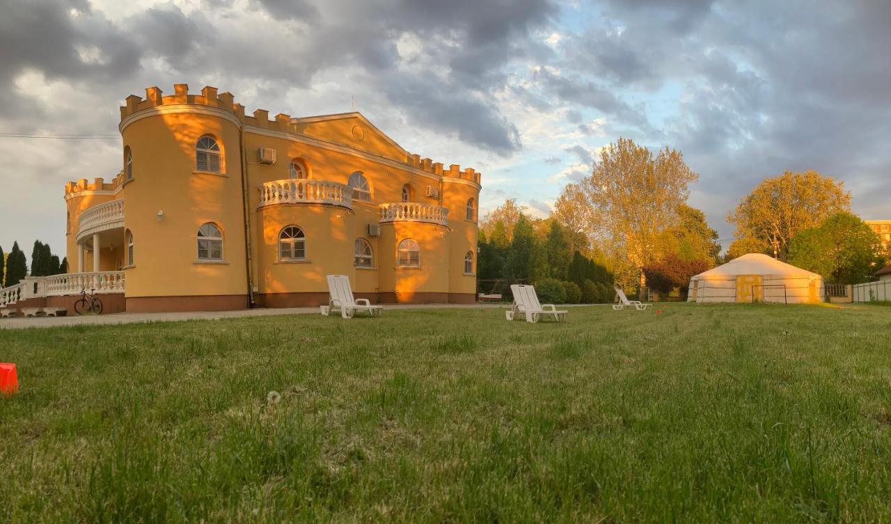Kastely Panzio Hotell Hajdúszoboszló Exteriör bild