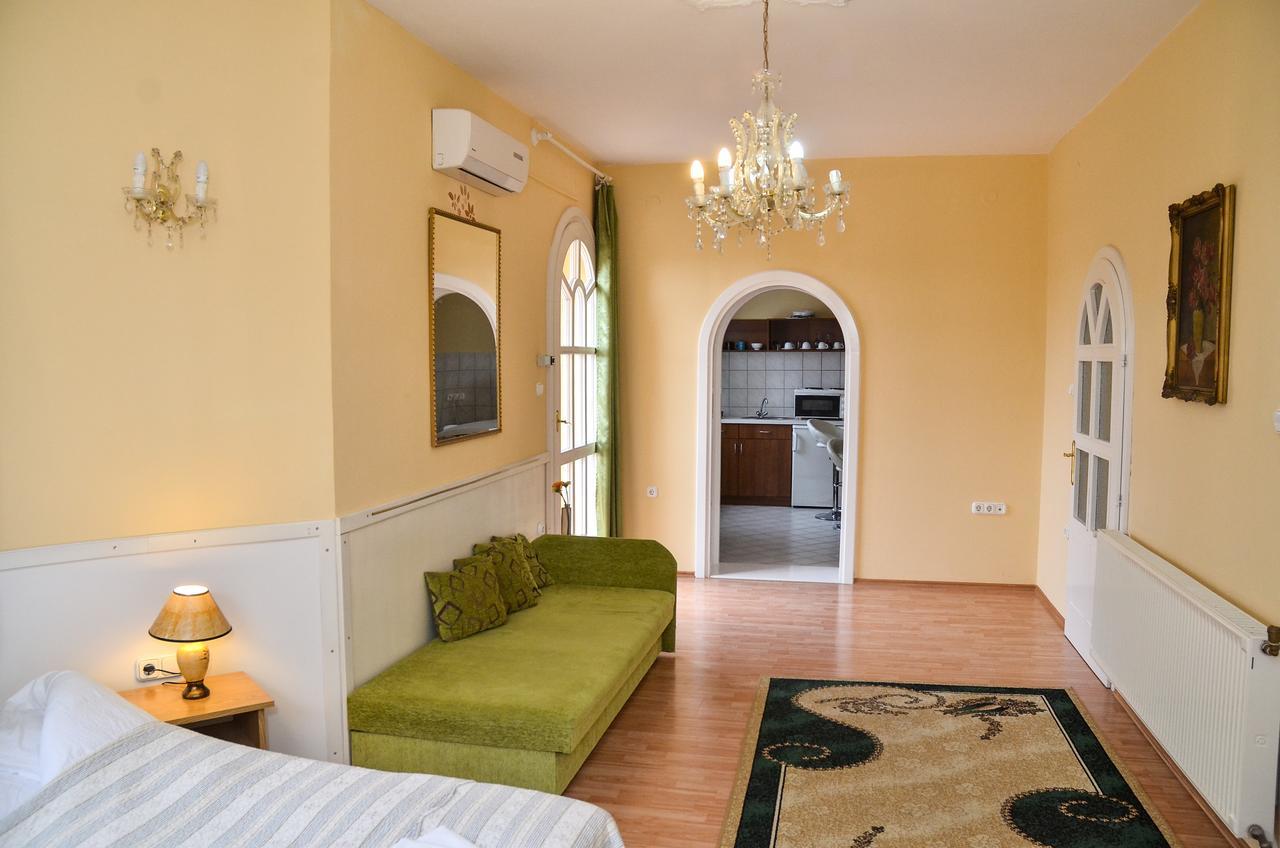 Kastely Panzio Hotell Hajdúszoboszló Exteriör bild