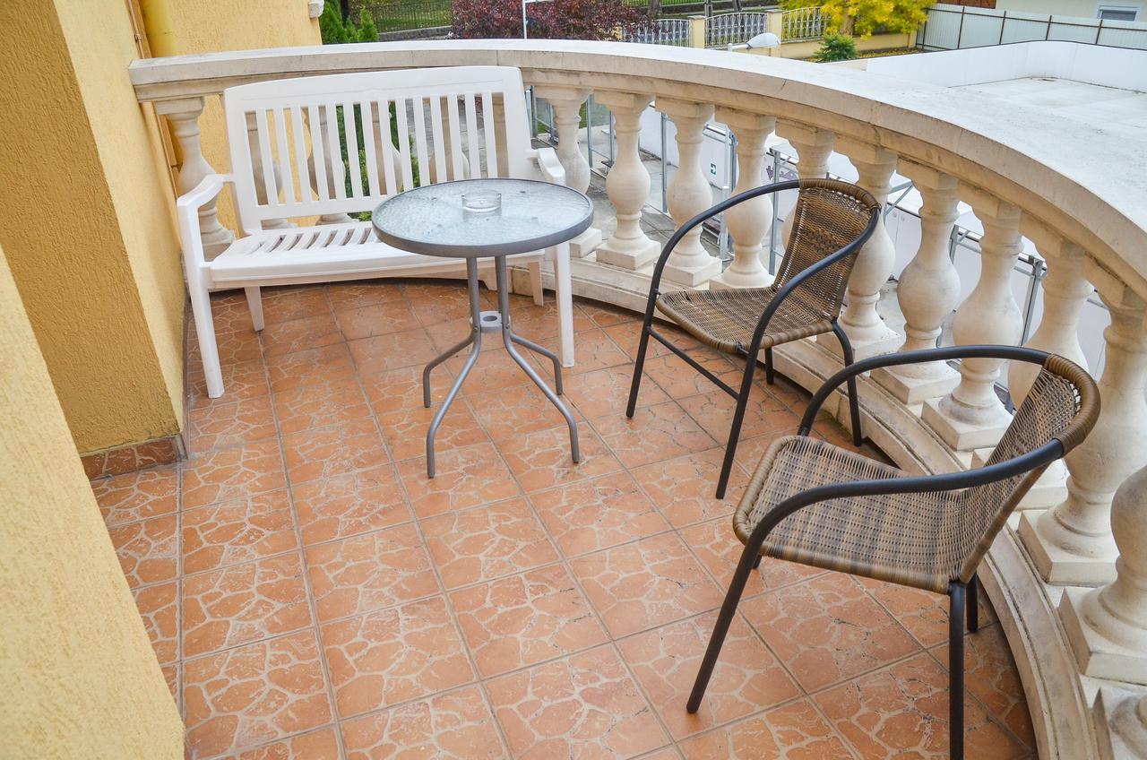 Kastely Panzio Hotell Hajdúszoboszló Exteriör bild